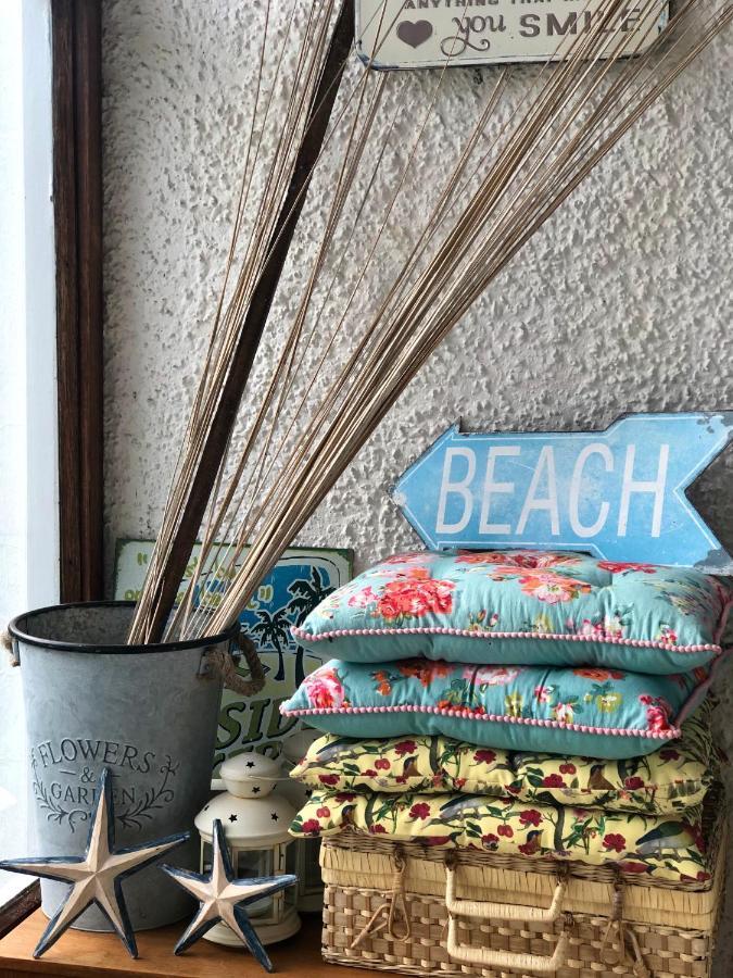 Ballygally Seaview Cottage Larne Bagian luar foto